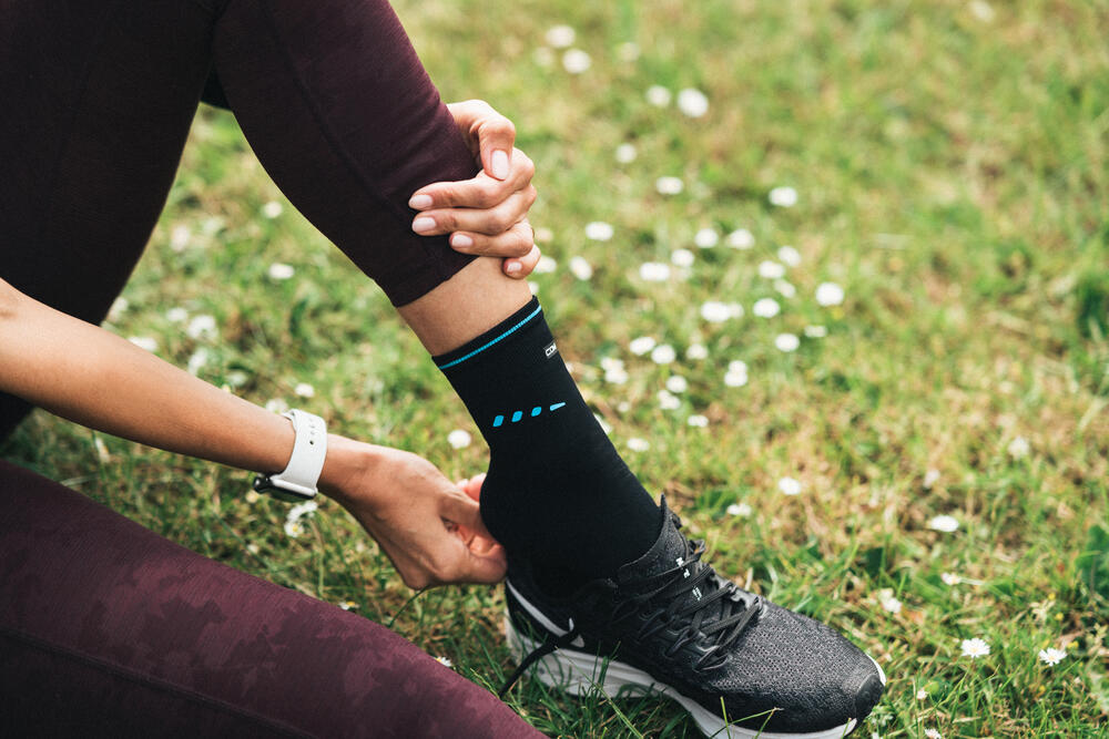 Support during exercise with the Compex Activ'® Ankle support