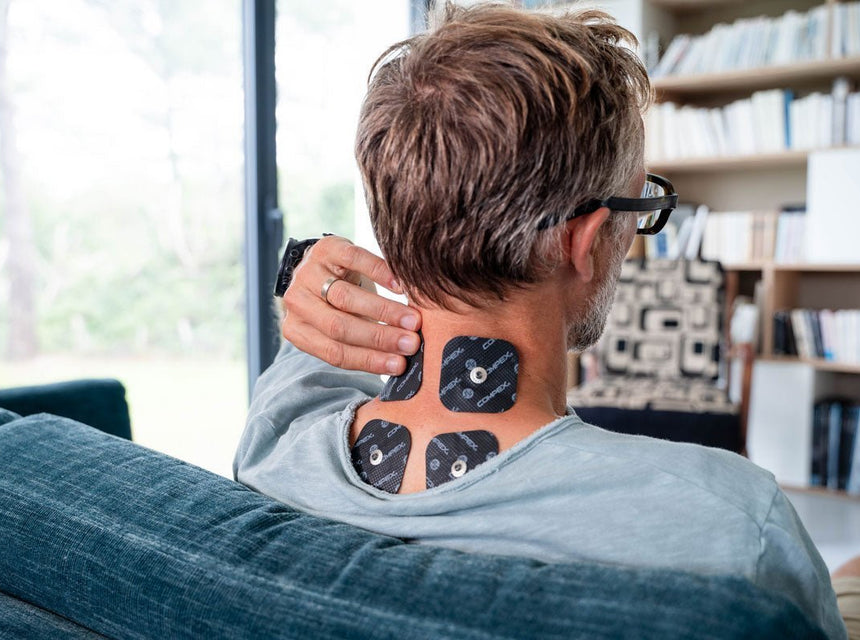Traitement et soulagement d'une cervicalgie avec l'électrostimulation Compex