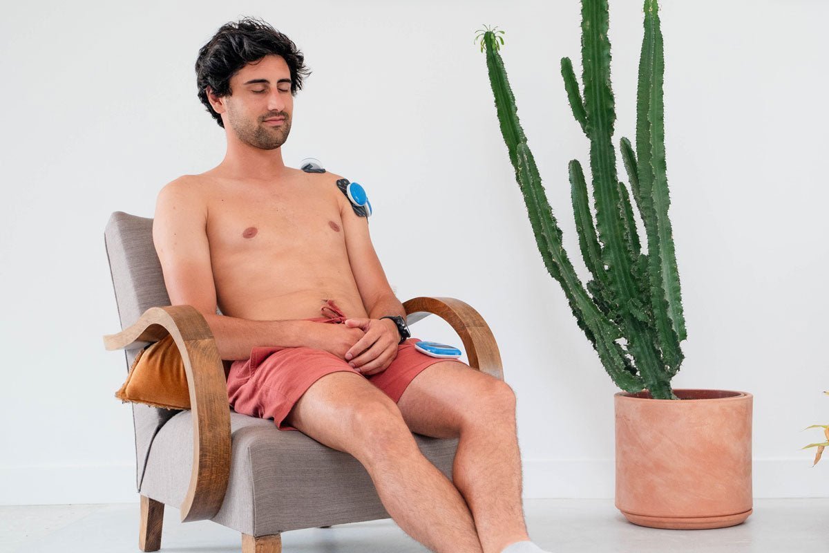 épaule placement électrodes compex pour traiter une tendinite de l'épaule