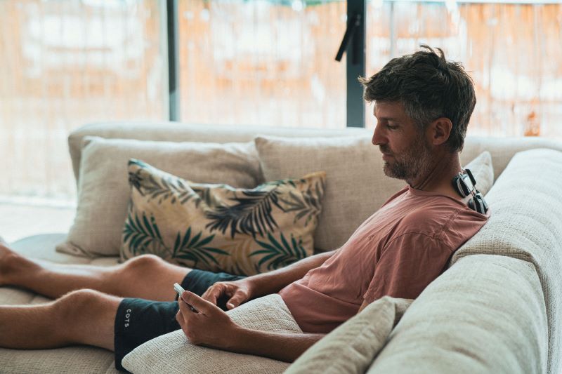 Effective Pain Treatment with Electrostimulation (EMS)