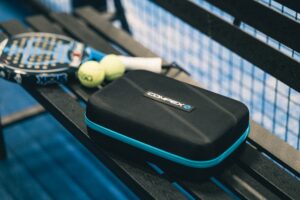 Padel blessures voorkomen en herstellen: tips bij schouder, enkel en tenniselleboog