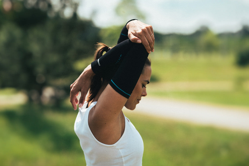 Enhance proprioception with the Compex Activ'® Arm Sleeves
