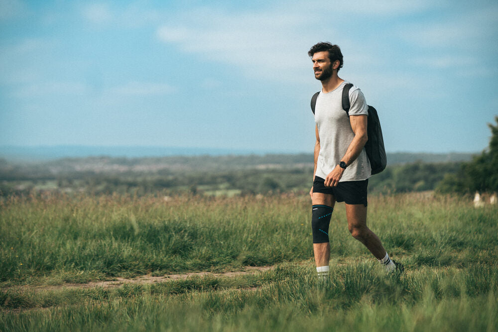 Enhance proprioception with the Compex Activ'® Knee support
