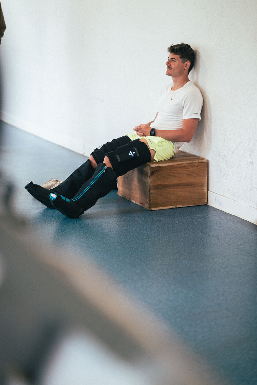 Get Started with your New Compex Ayre™ Boots | Compex