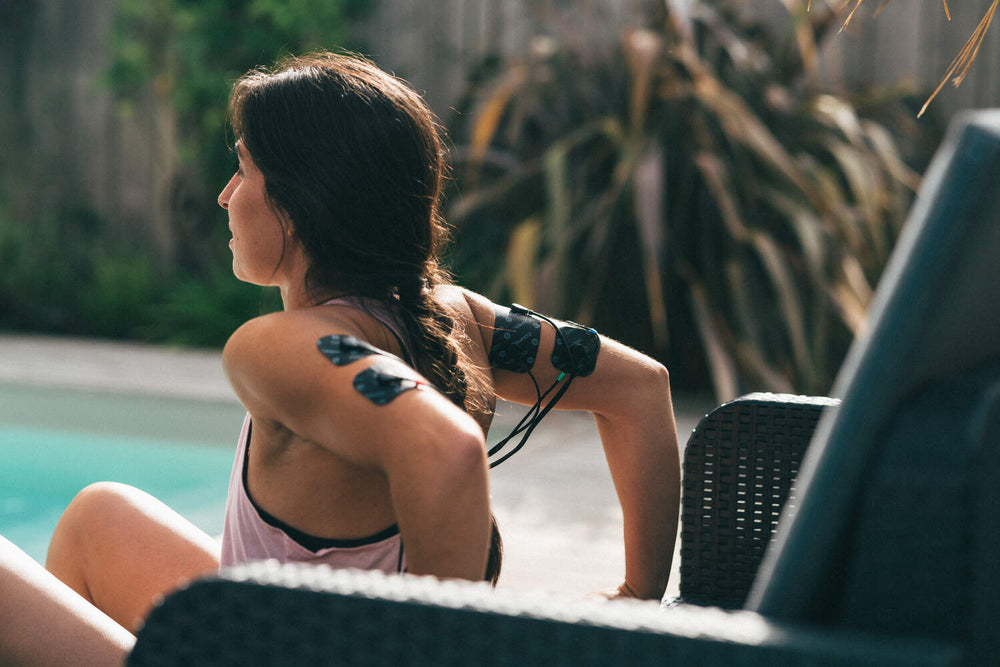 Improve your muscle tone with the Compex Fitness EMS muscle stimulator