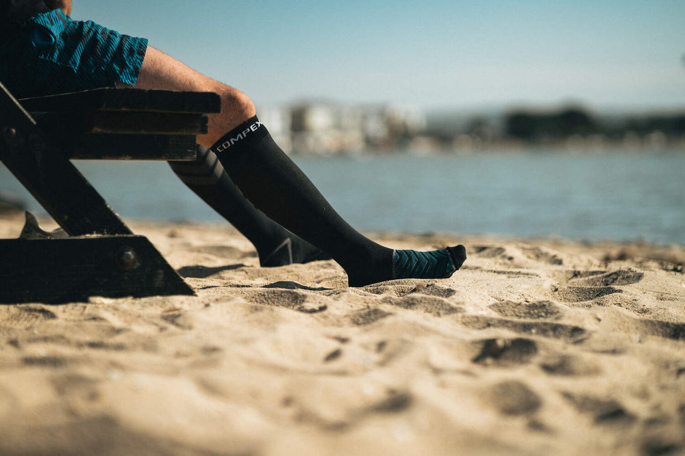 Improve local circulation with the Compex Recovery Socks