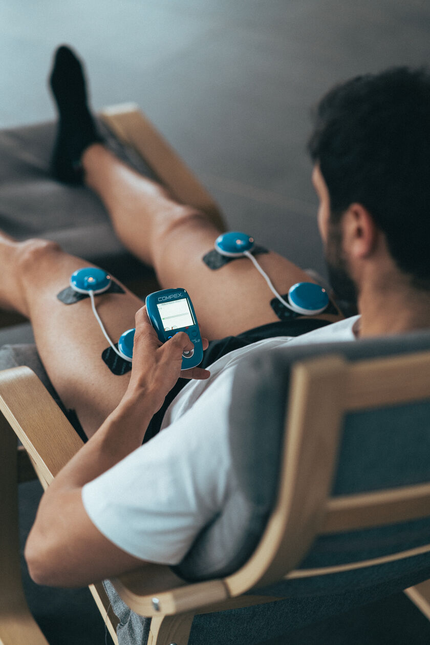 Get Started with a Wireless EMS Muscle Stimulator | Compex
