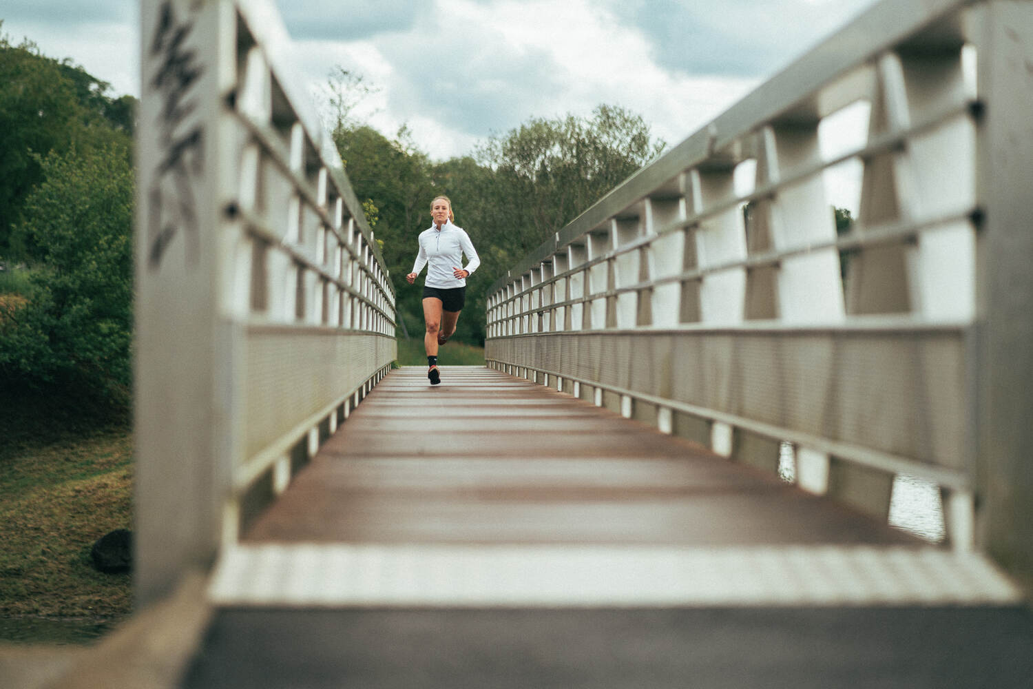 A women running